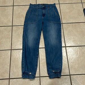 Women’s Express jeans